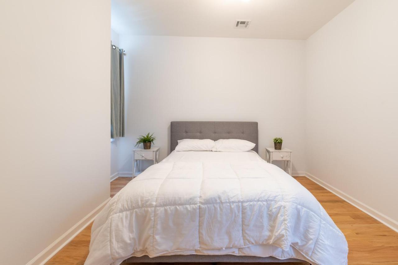 Tranquil Town House With Parking And Laundry - Just 25 Minutes To Time Square! Villa Jersey City Exterior photo